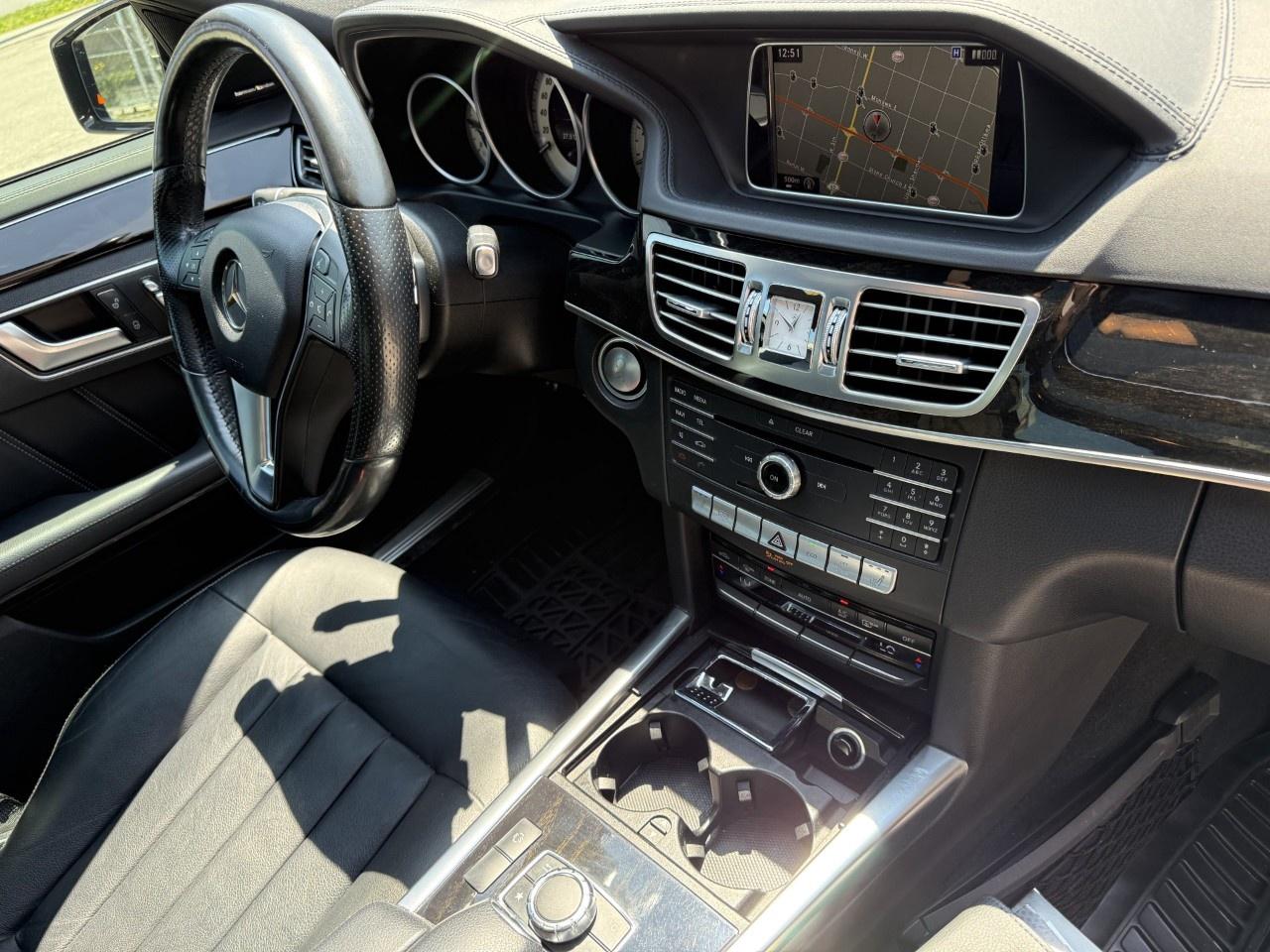 2016 Mercedes-Benz E-Class E 400 4MATIC Sedan Photo