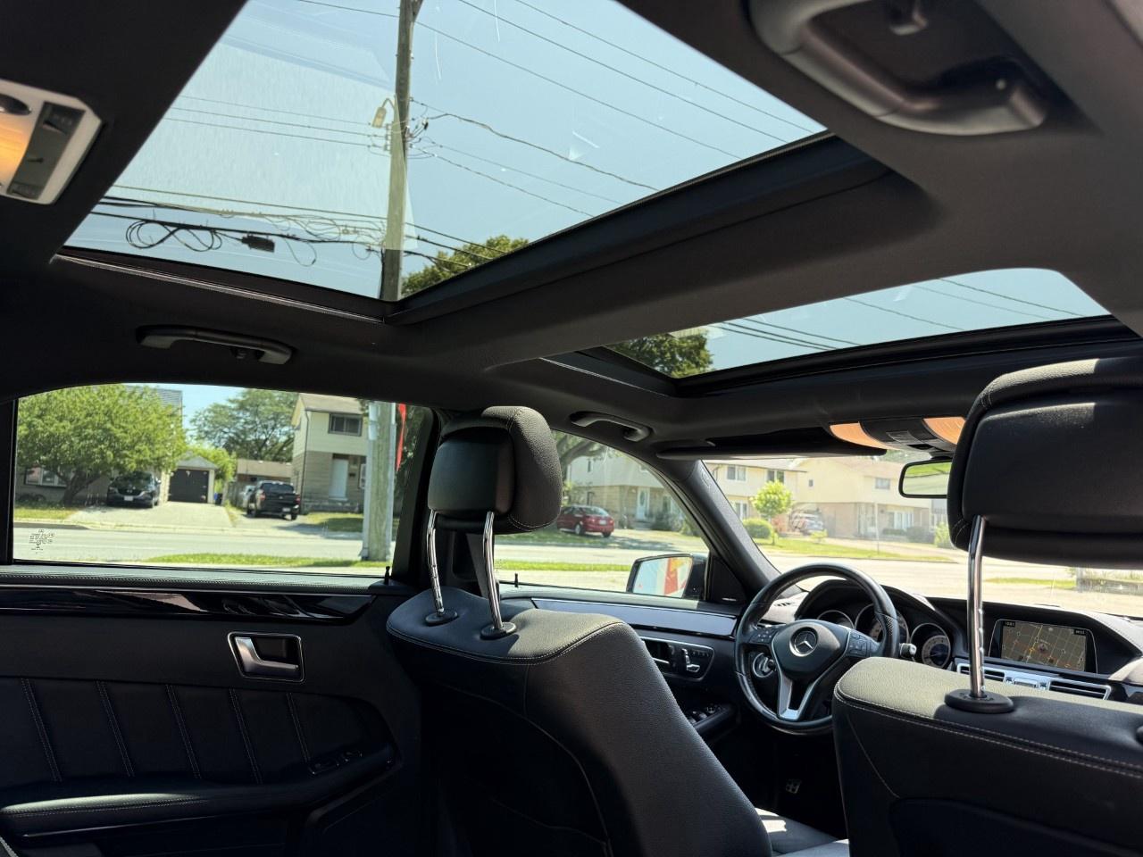 2016 Mercedes-Benz E-Class E 400 4MATIC Sedan Photo