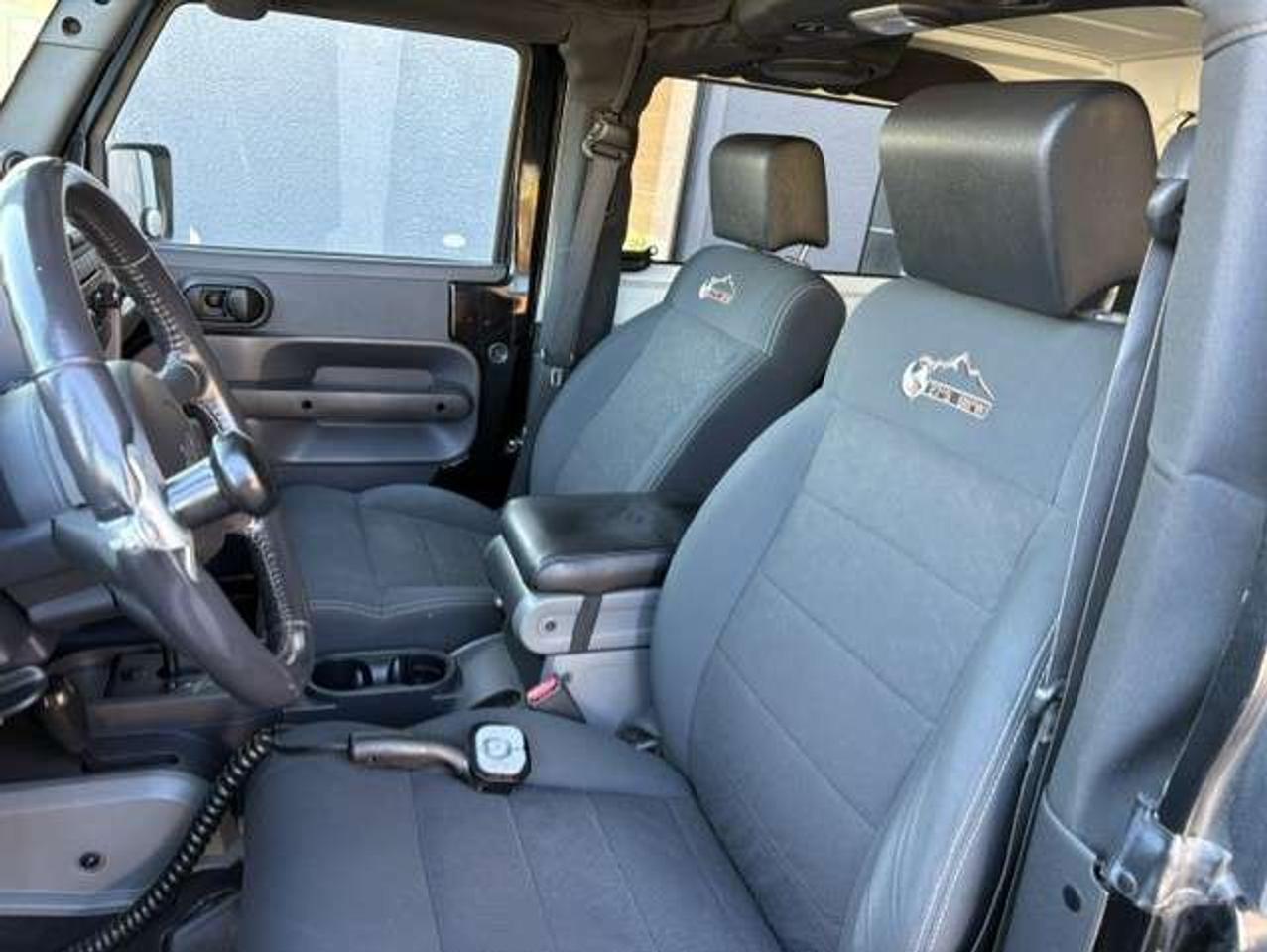 2010 Jeep Wrangler SPORT 4WD **BOSS RT3 SNOW PLOW-AUTOMATIC** Photo
