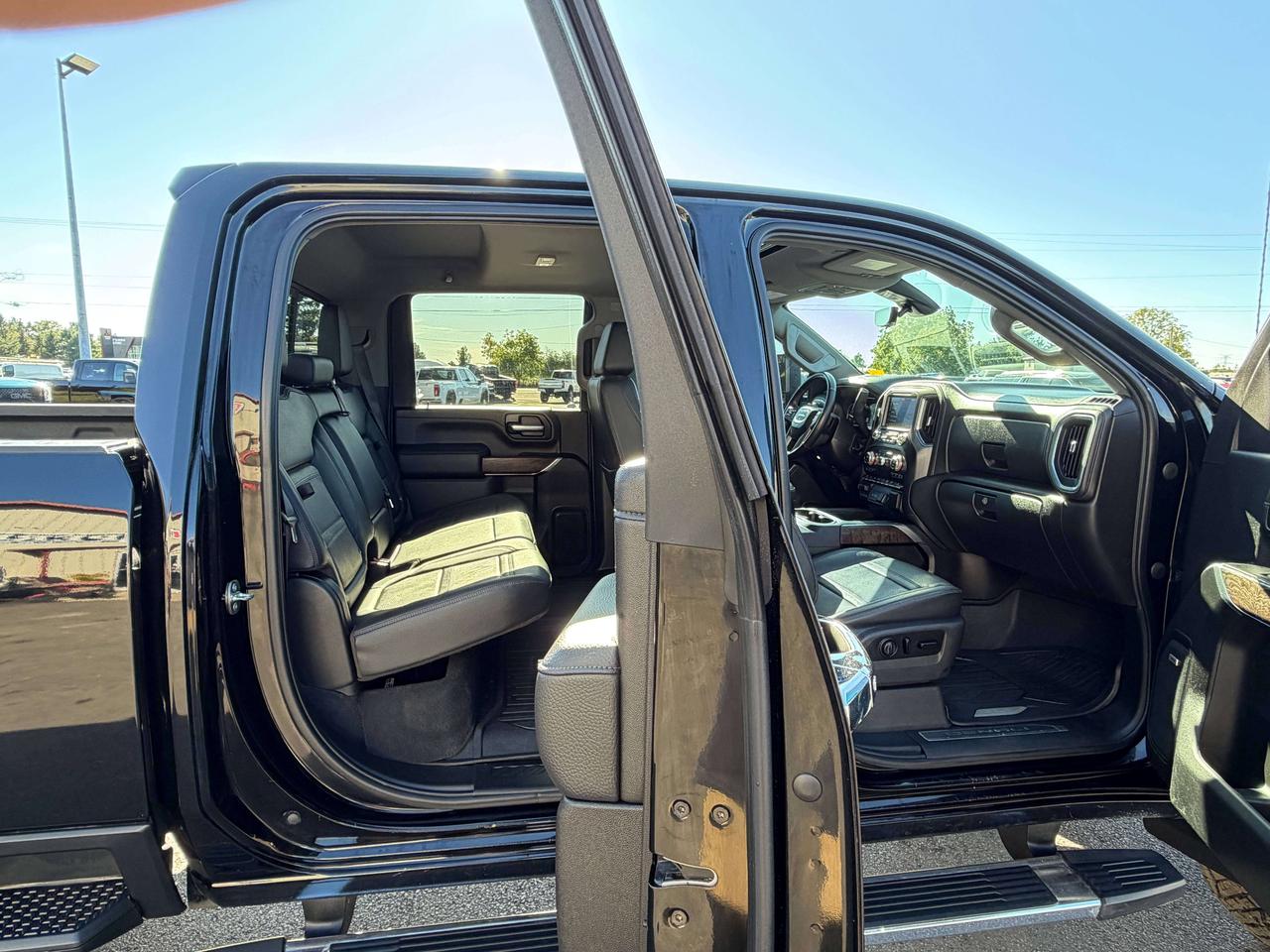 2020 GMC SIERRA 2500HD DENALI Photo