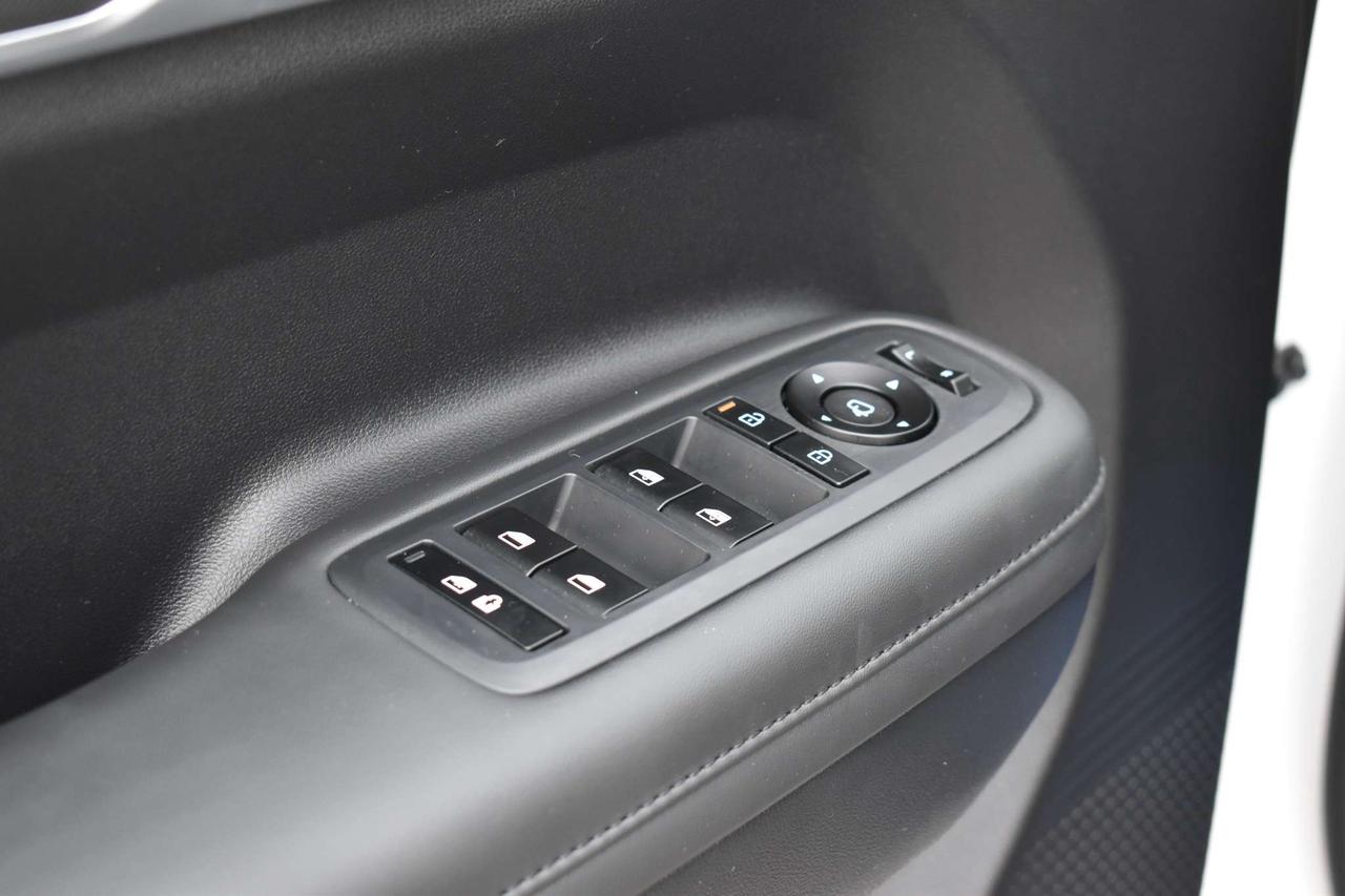 2024 Hyundai Santa Fe XRT Photo