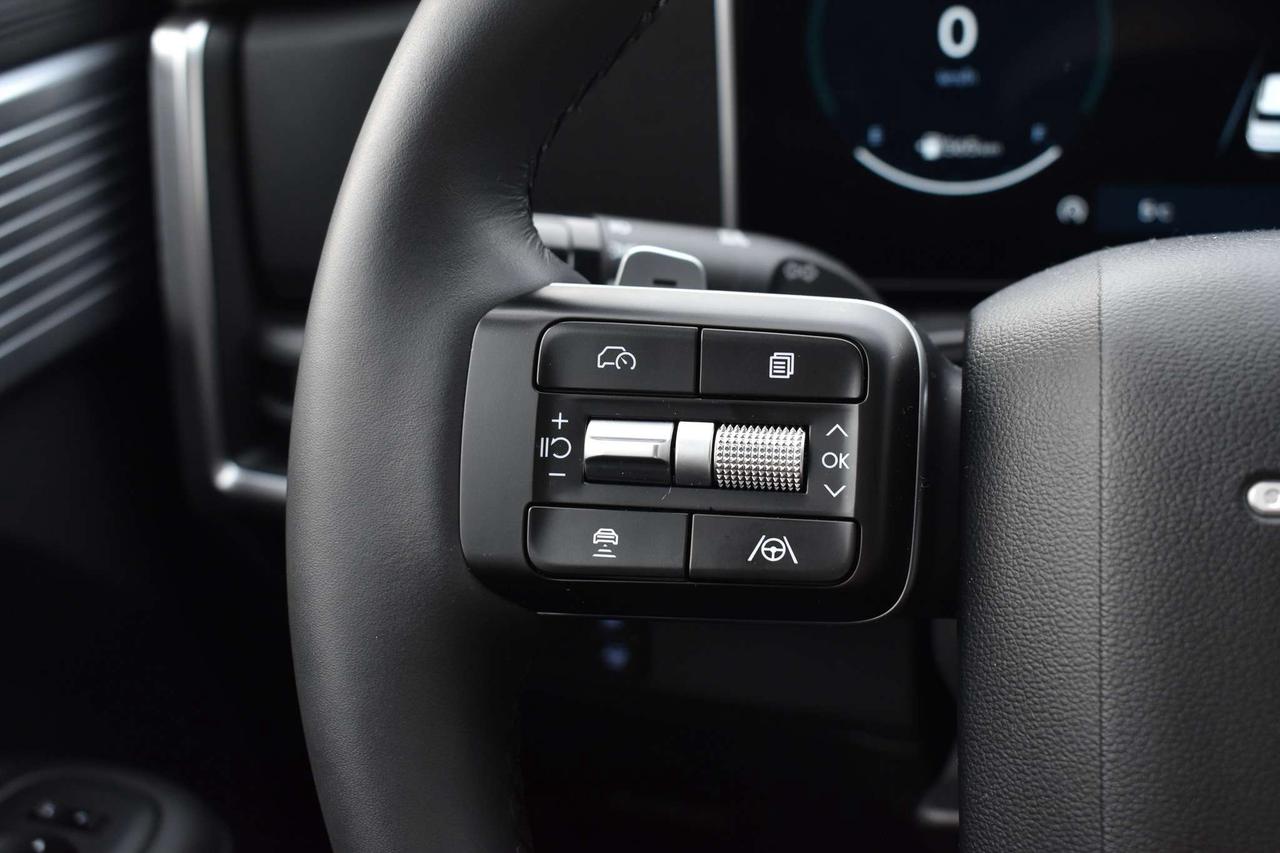2024 Hyundai Santa Fe XRT Photo