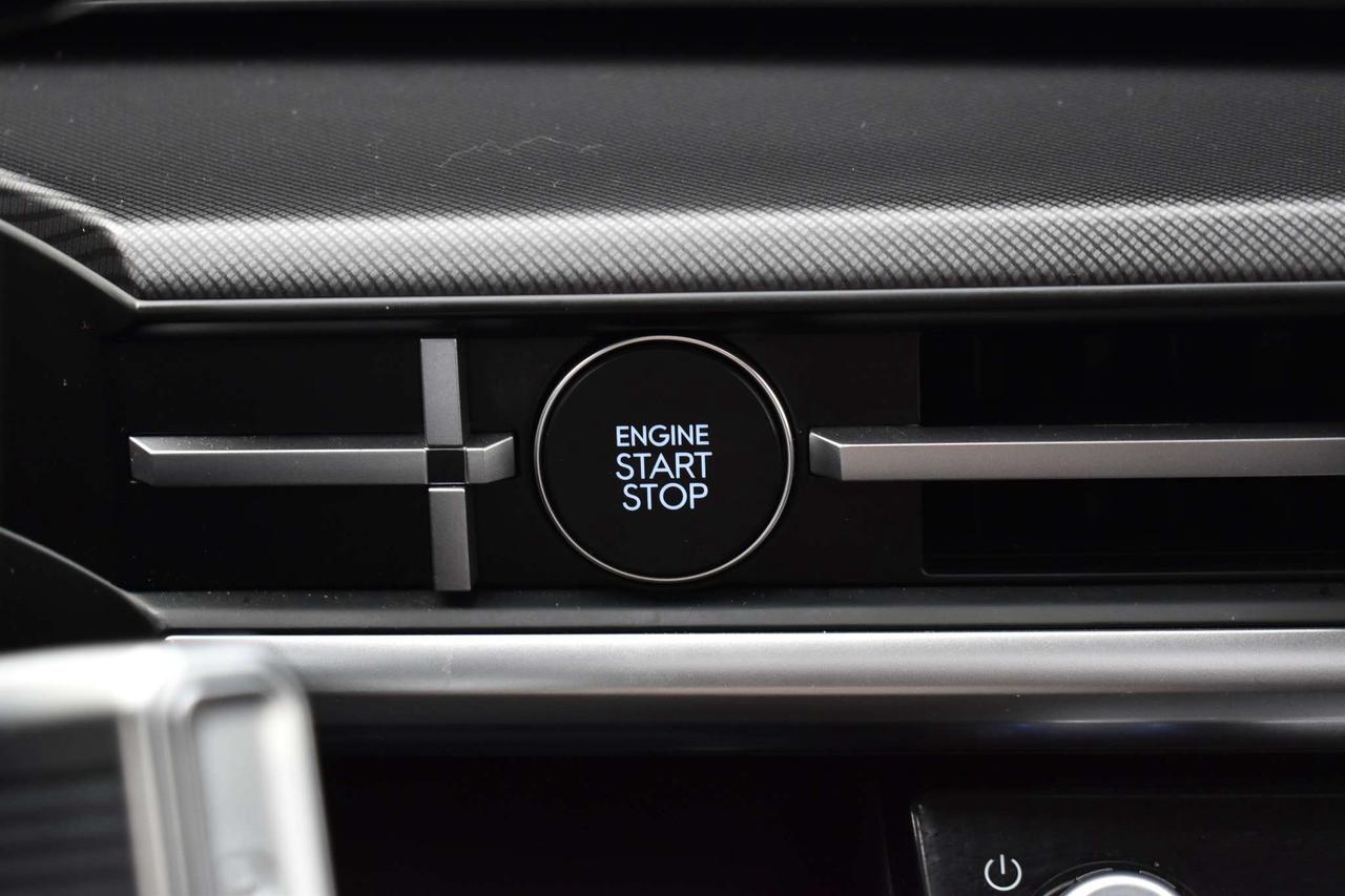 2024 Hyundai Santa Fe XRT Photo