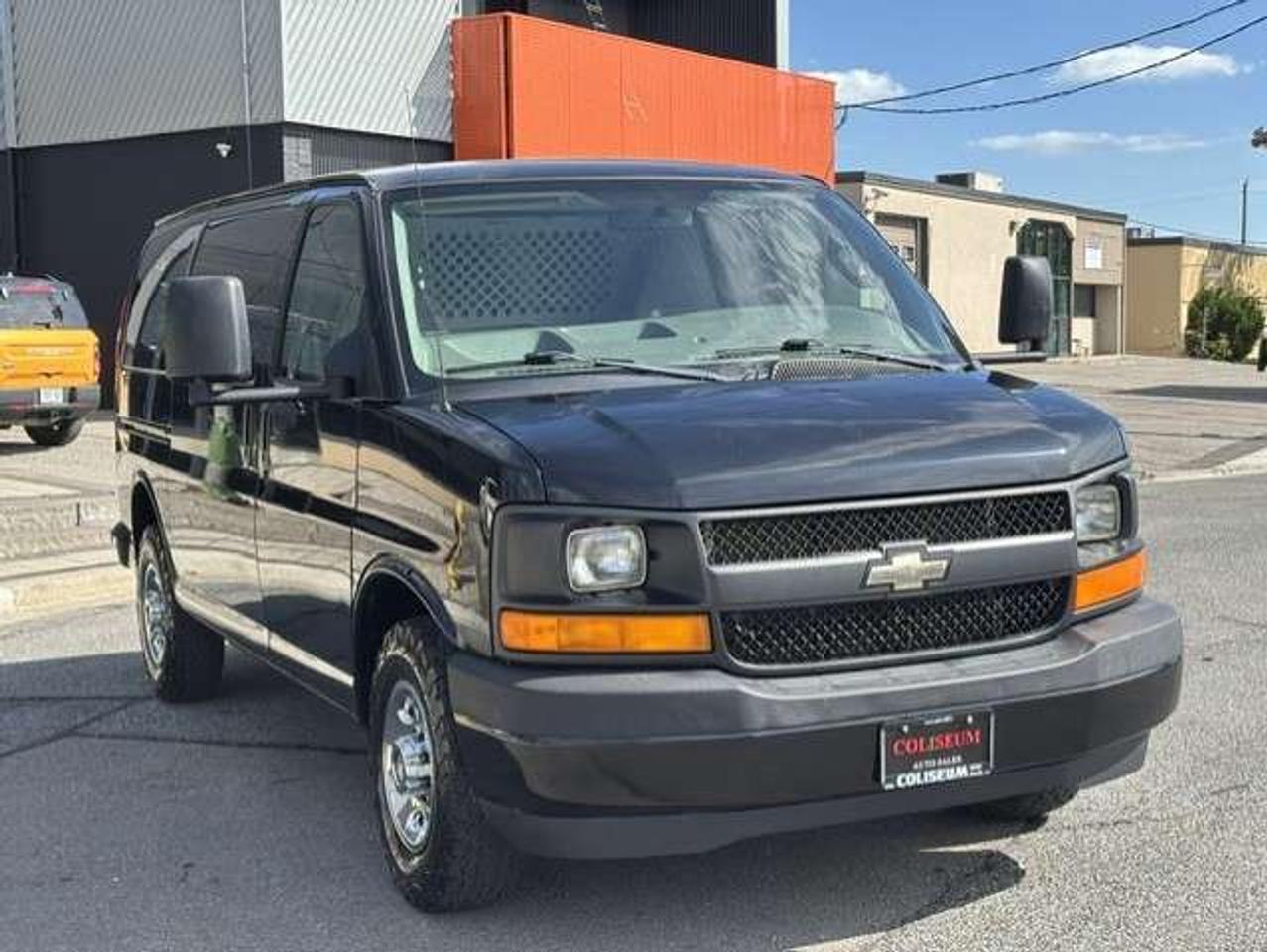2017 Chevrolet Express 2500 ONLY 70,000KM-1 OWNER-NO ACCIDENTS-LADDER RACKS Photo