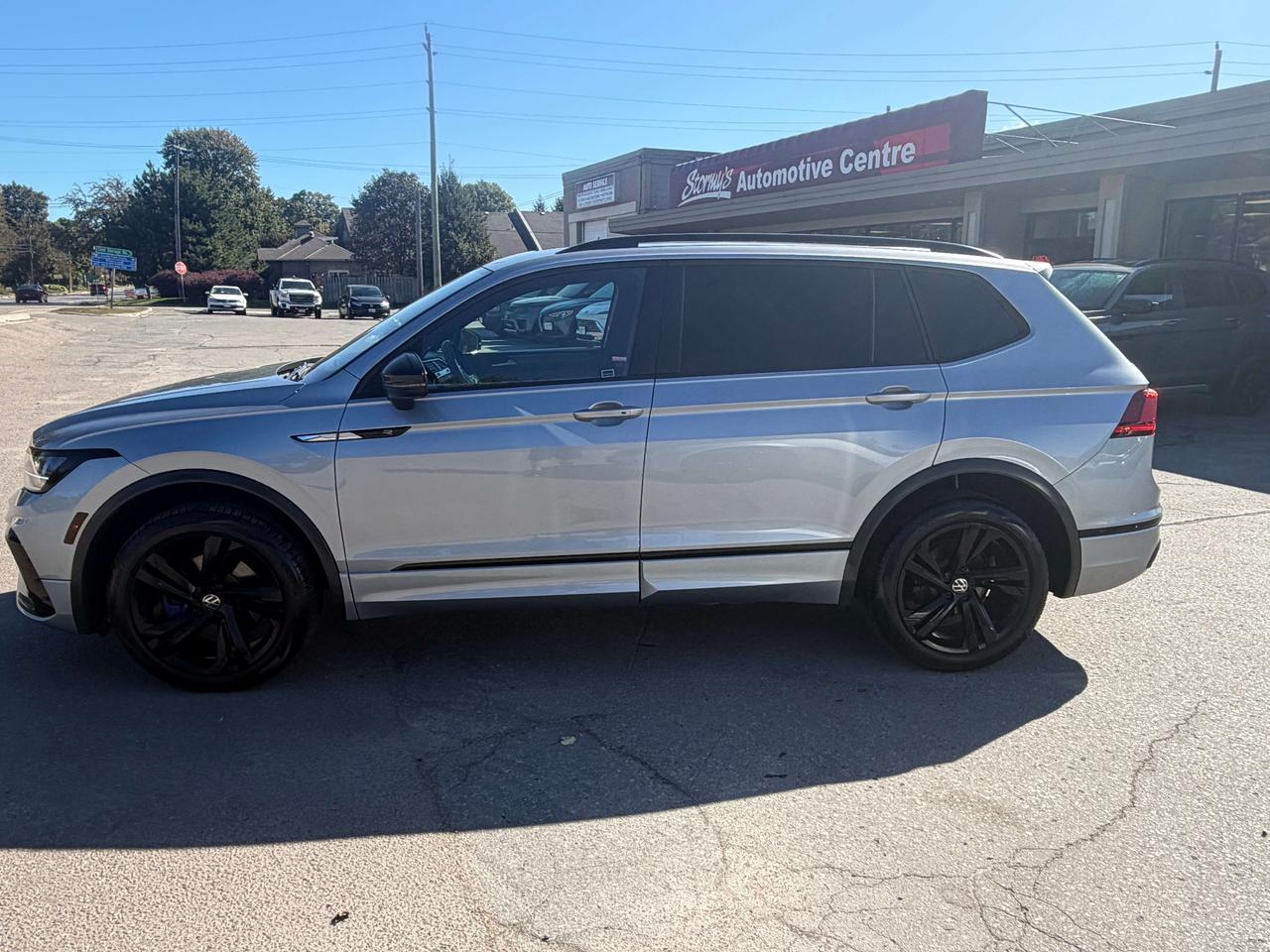 2023 Volkswagen Tiguan COMFORTLINE R-LINE BLACK EDITION/LOADED!! Photo5