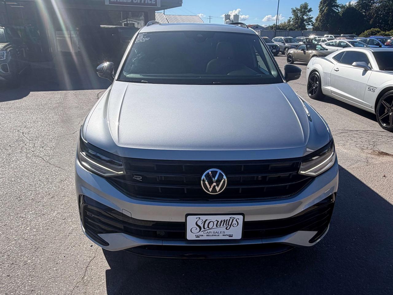 2023 Volkswagen Tiguan COMFORTLINE R-LINE BLACK EDITION/LOADED!! Photo