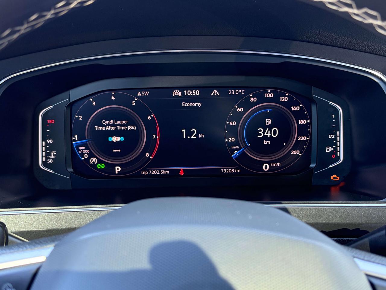 2023 Volkswagen Tiguan COMFORTLINE R-LINE BLACK EDITION/LOADED!! Photo