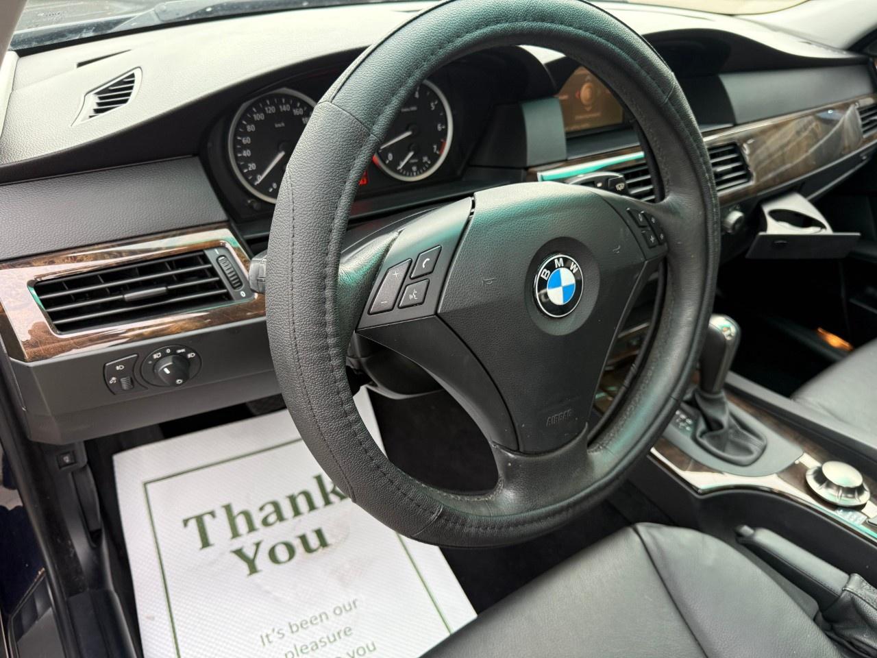 2005 BMW 5 Series 4dr Sdn 530i Photo