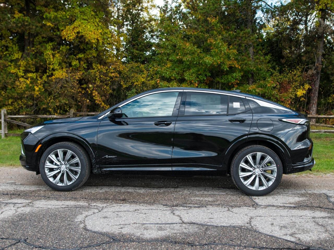 2026 Buick Envista FWD 4dr Avenir Photo5