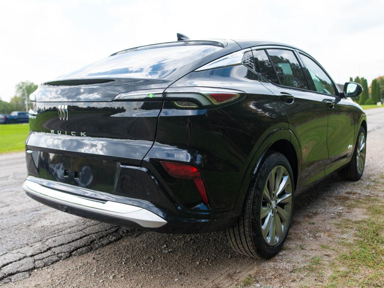 2026 Buick Envista FWD 4dr Avenir Photo