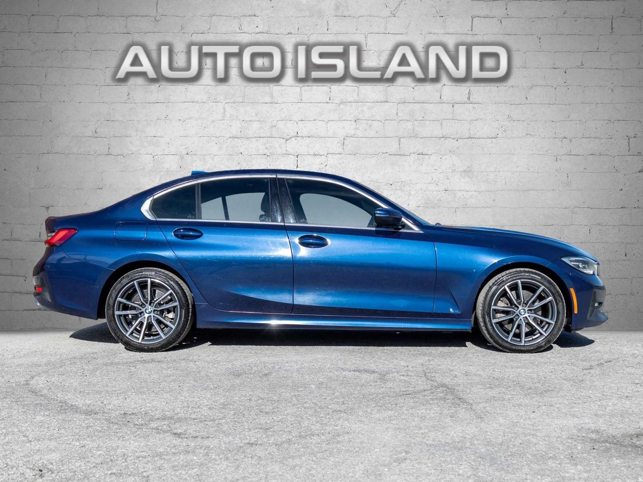 2020 BMW 3 Series 330i xDrive North America, Nav, Camera Photo