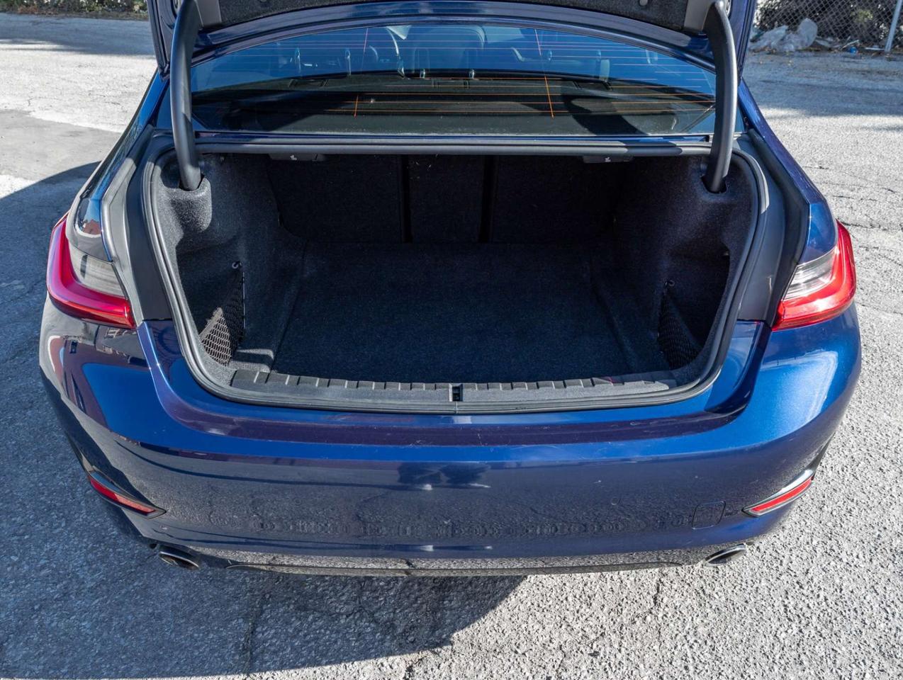 2020 BMW 3 Series 330i xDrive North America, Nav, Camera Photo
