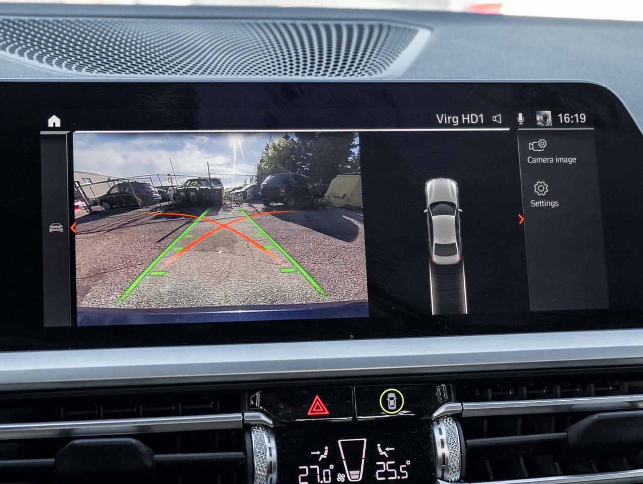 2020 BMW 3 Series 330i xDrive North America, Nav, Camera Photo