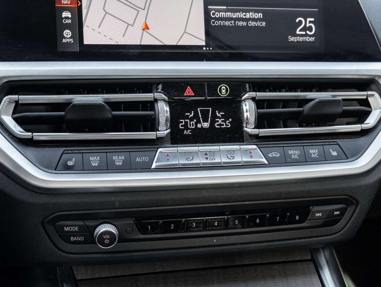 2020 BMW 3 Series 330i xDrive North America, Nav, Camera Photo