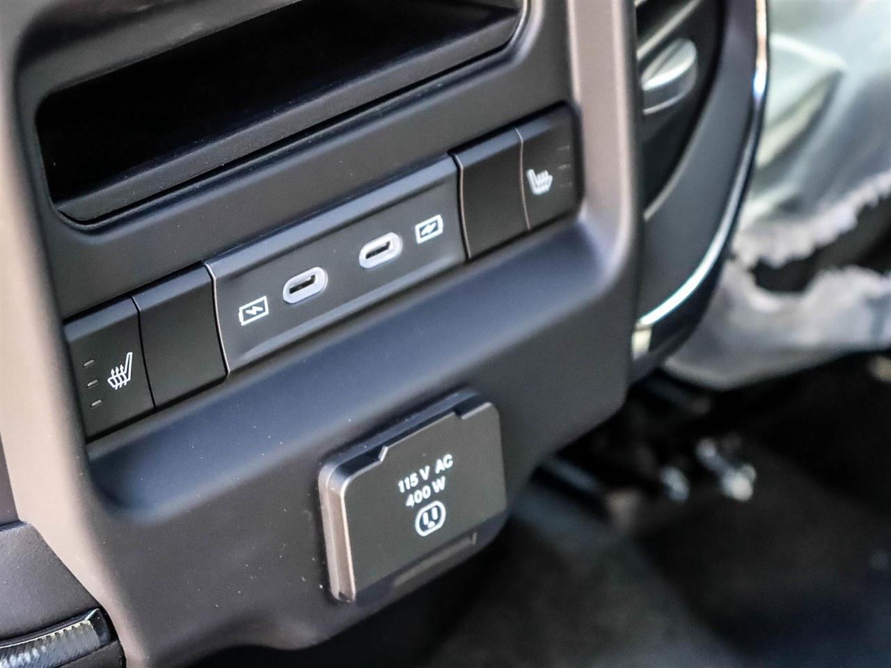 2027 RAM 1500 SPORT 4X4 CREW CAB 5'7" BOX Photo