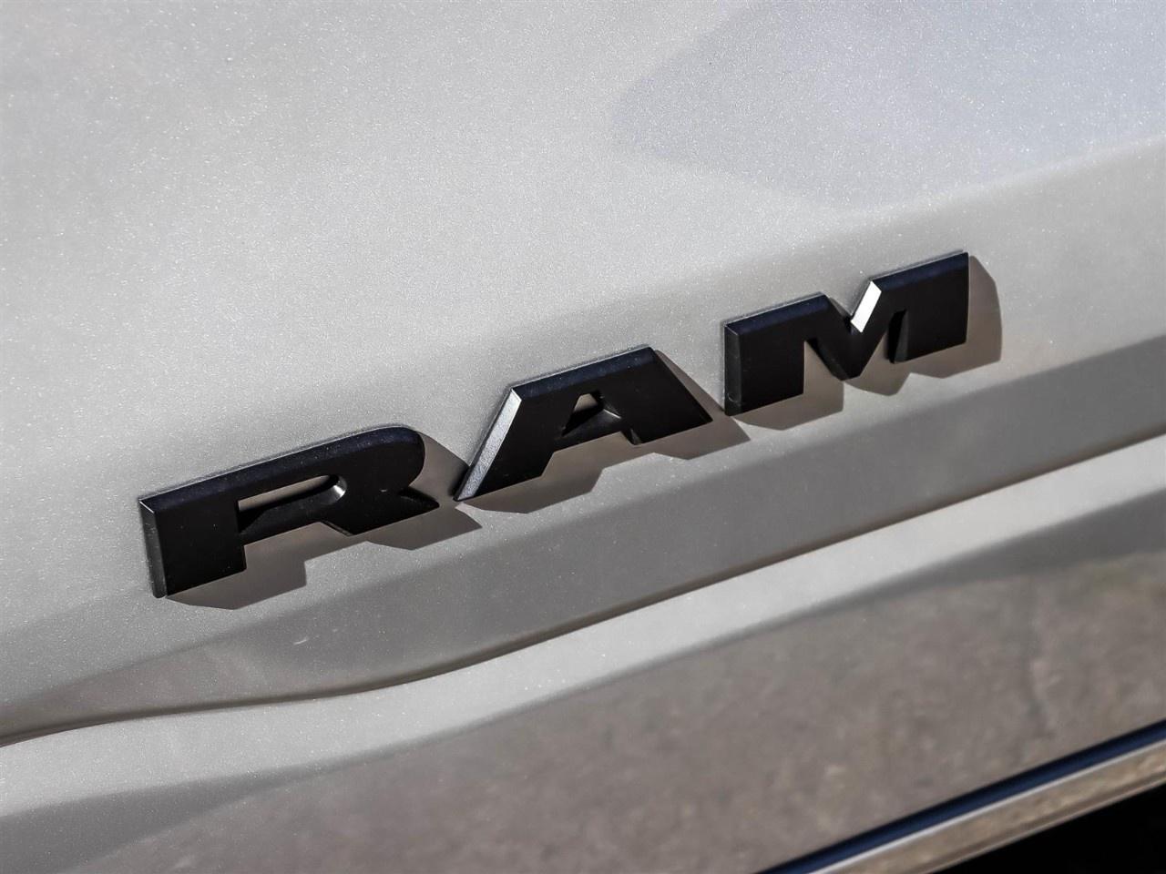 2027 RAM 1500 SPORT 4X4 CREW CAB 5'7" BOX Photo