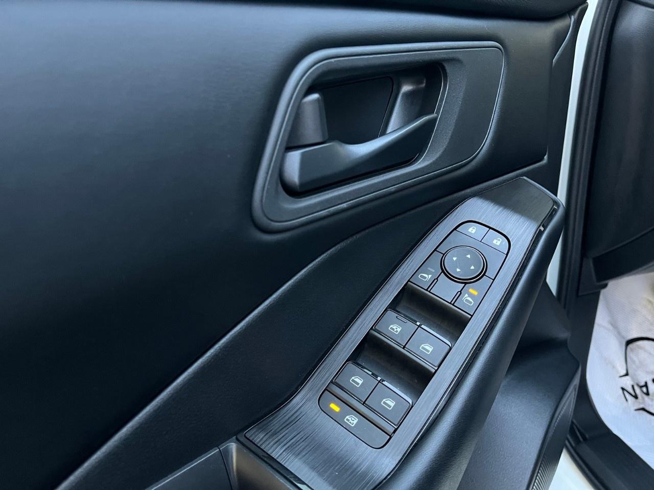 2025 Nissan Rogue AWD S Photo