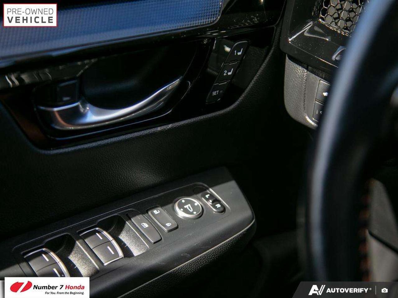 2025 Honda CR-V Touring *EXTENDED POWERTRAIN WARRANTY*NO REPORTED ACCIDENTS Photo