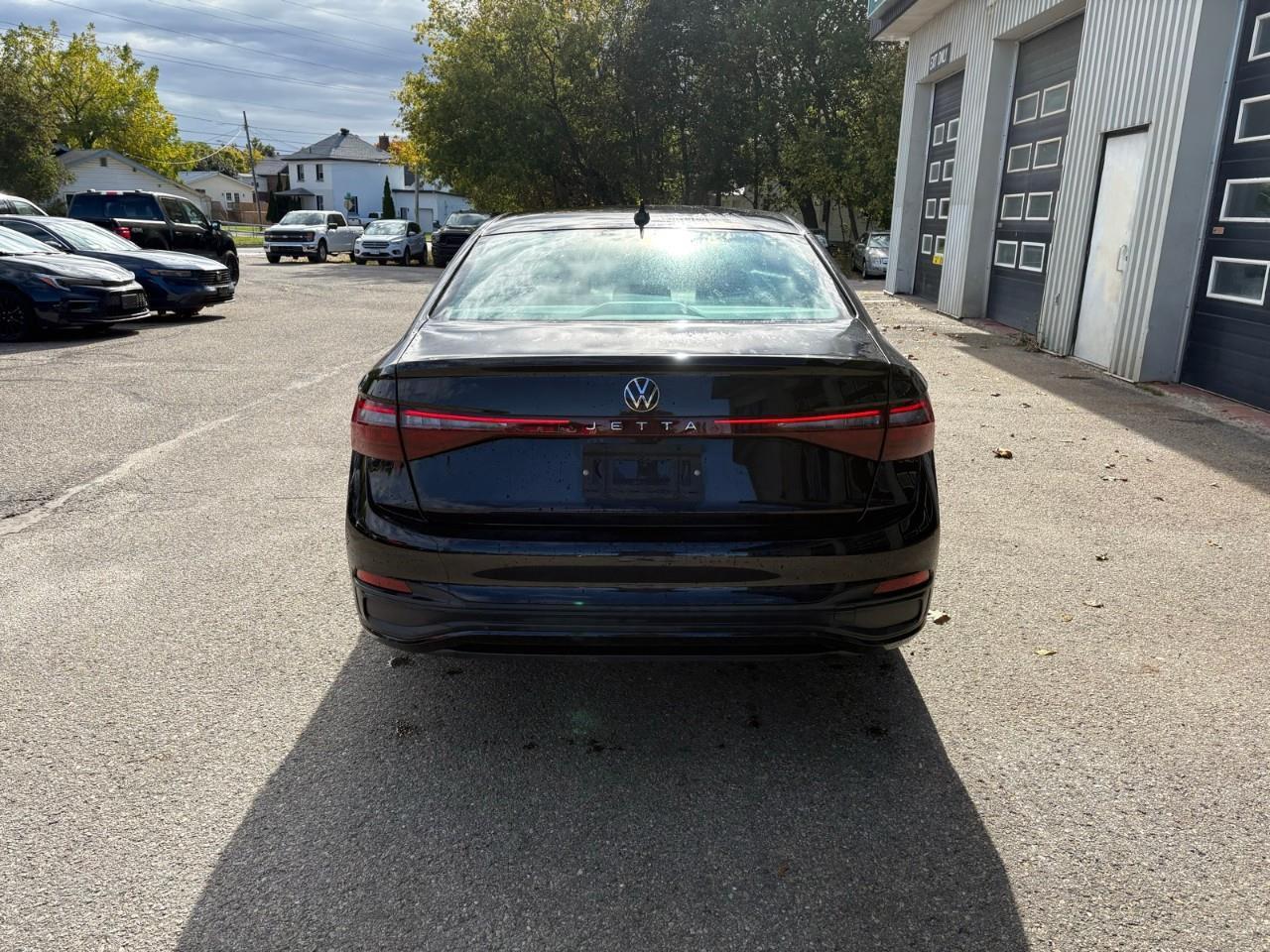 2026 Volkswagen Jetta Comfortline 4dr Sedan Photo