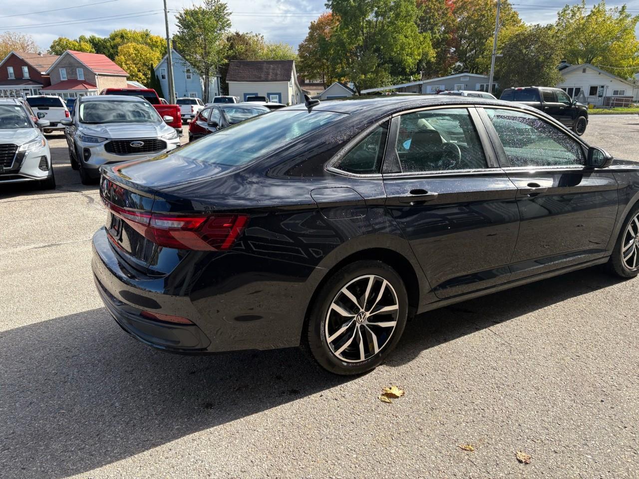 2026 Volkswagen Jetta Comfortline 4dr Sedan Photo