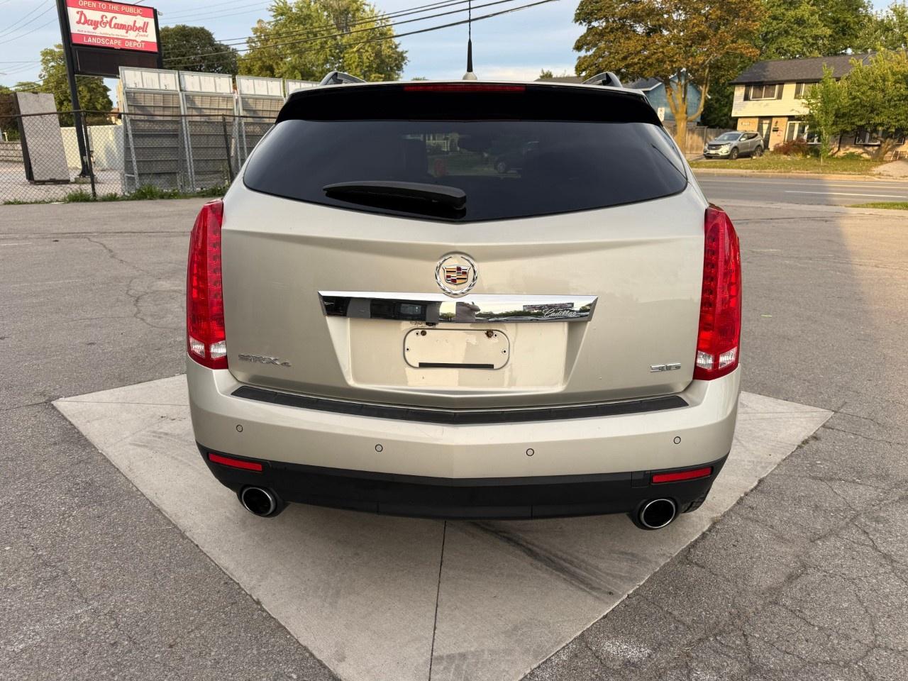 2013 Cadillac SRX AWD 4DR LUXURY Photo