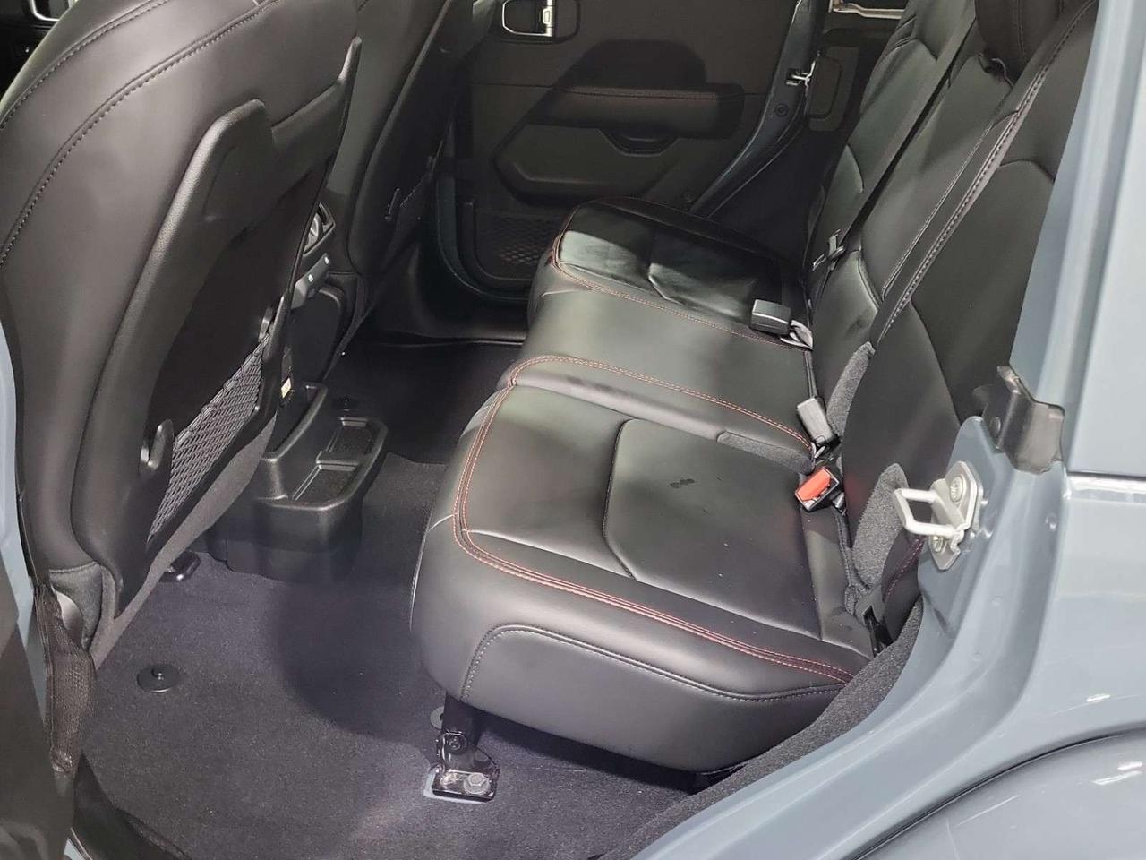2026 Jeep Wrangler Rubicon   X   HEATED LEATHER   NAVIGATION   BODY-COLOUR HARDTOP   STEEL BUMPERS   ROCK SLIDERS Photo