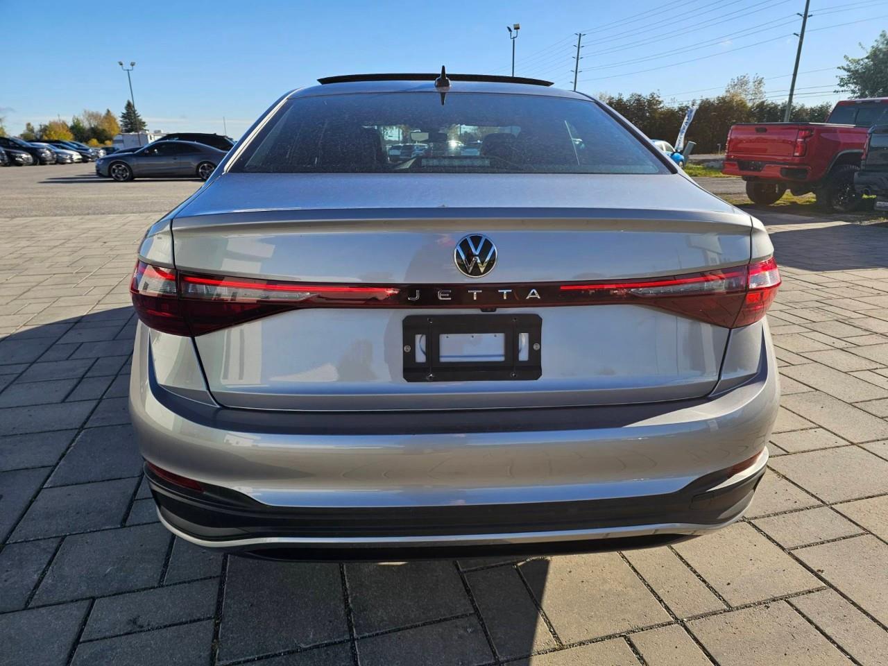 2025 Volkswagen Jetta Comfortline 4dr Sedan Photo