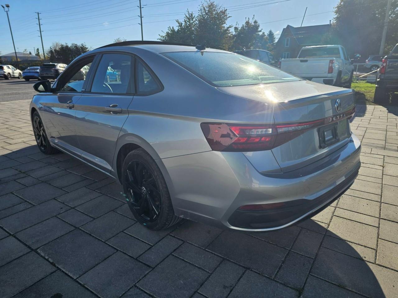 2025 Volkswagen Jetta Comfortline 4dr Sedan Photo