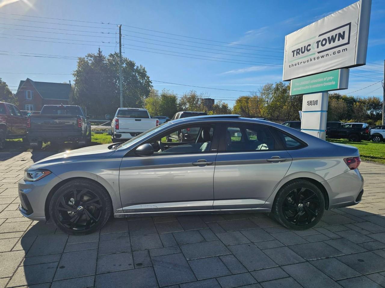 2025 Volkswagen Jetta Comfortline 4dr Sedan Photo