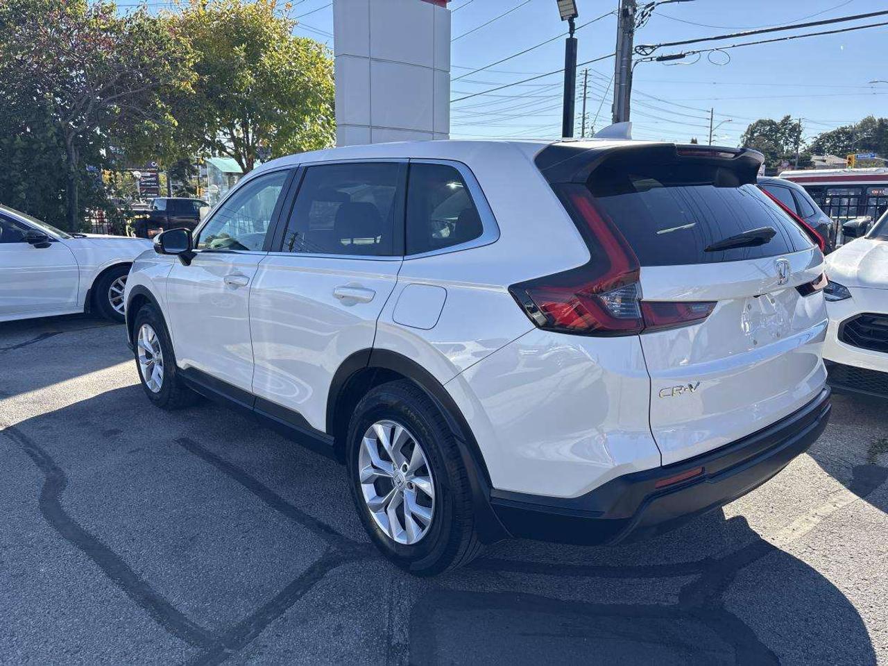 2024 Honda CR-V LX Honda Certified With 7YRS/160K Warranty Photo3