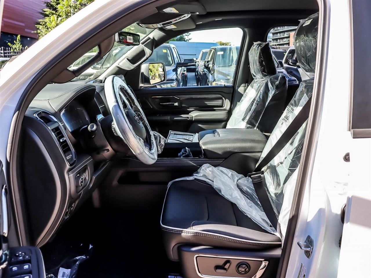 2027 RAM 1500 Limited 4x4 Crew Cab 5'7" Box Photo