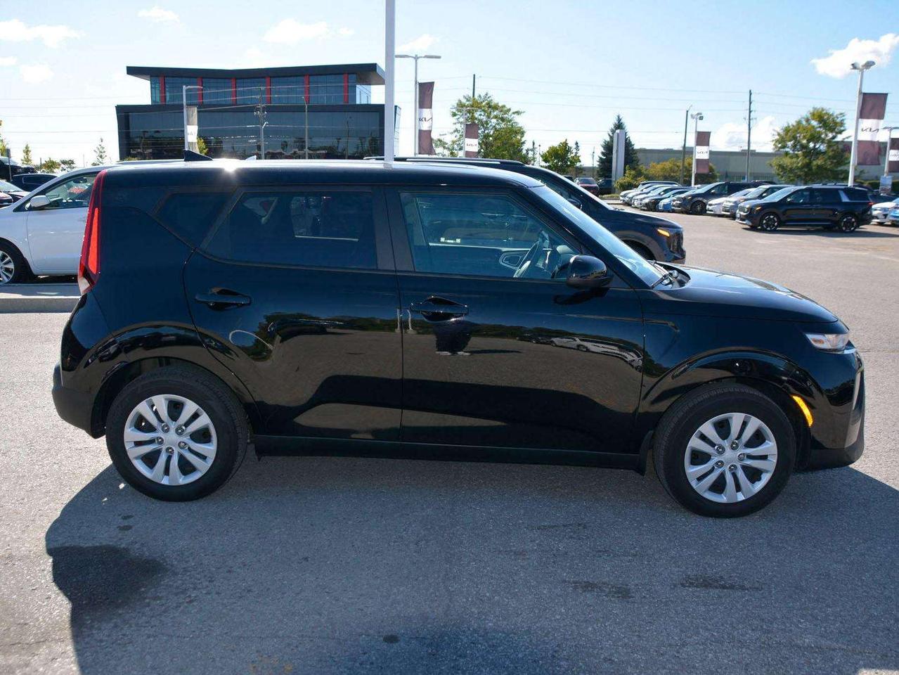 2022 Kia Soul LX Photo