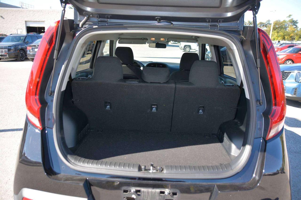 2022 Kia Soul LX Photo