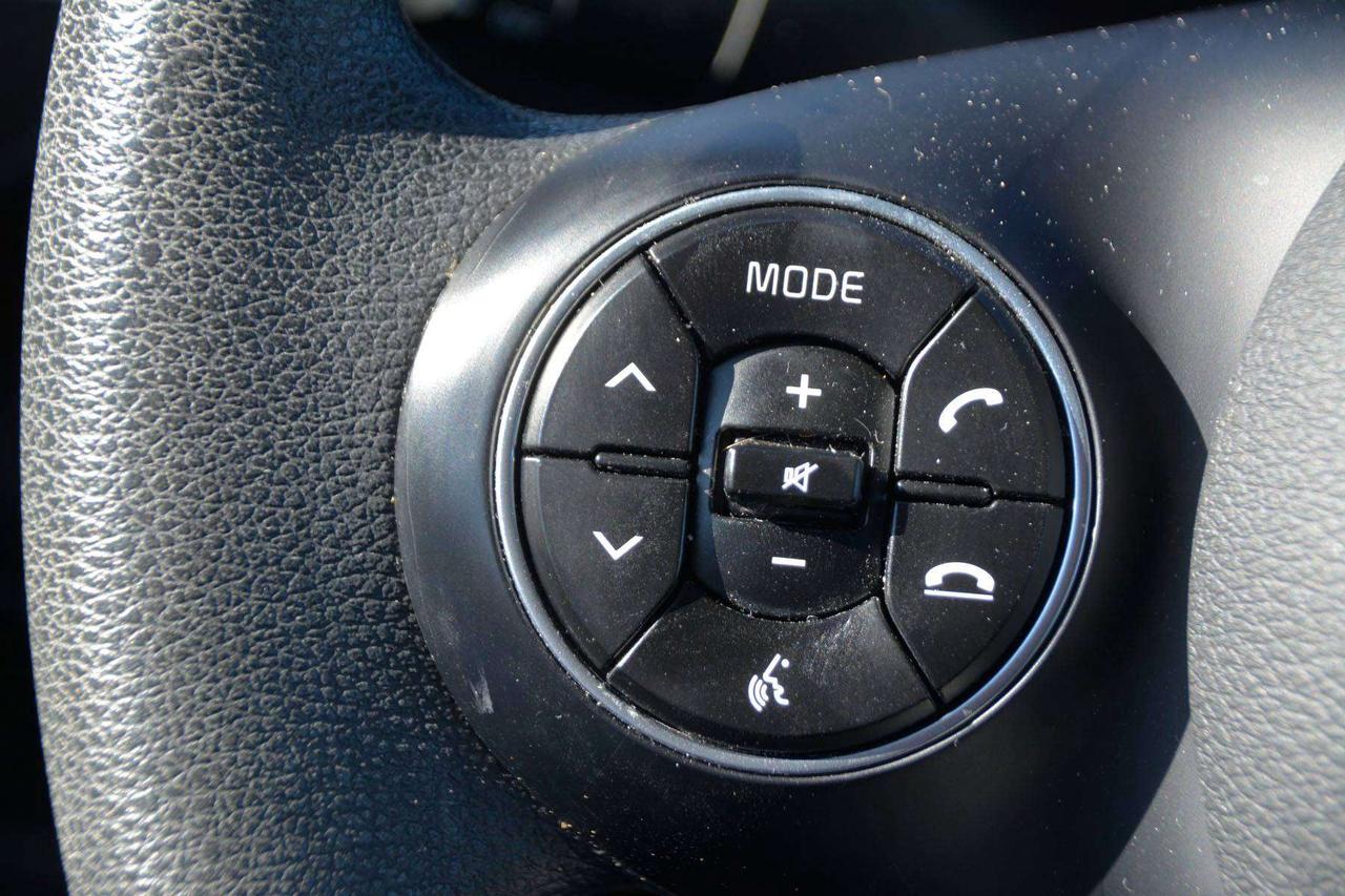 2022 Kia Soul LX Photo