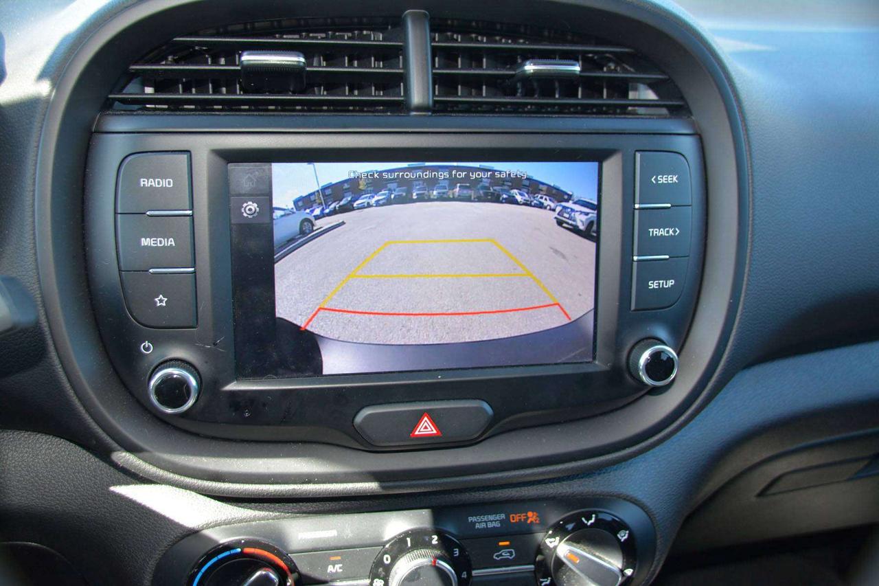2022 Kia Soul LX Photo