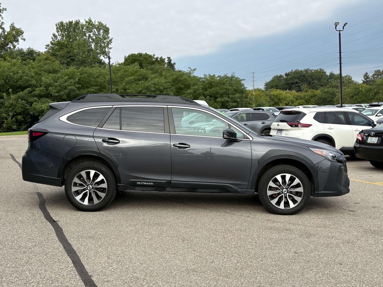 2024 Subaru Outback Limited AWD   Clean Carfax Photo3