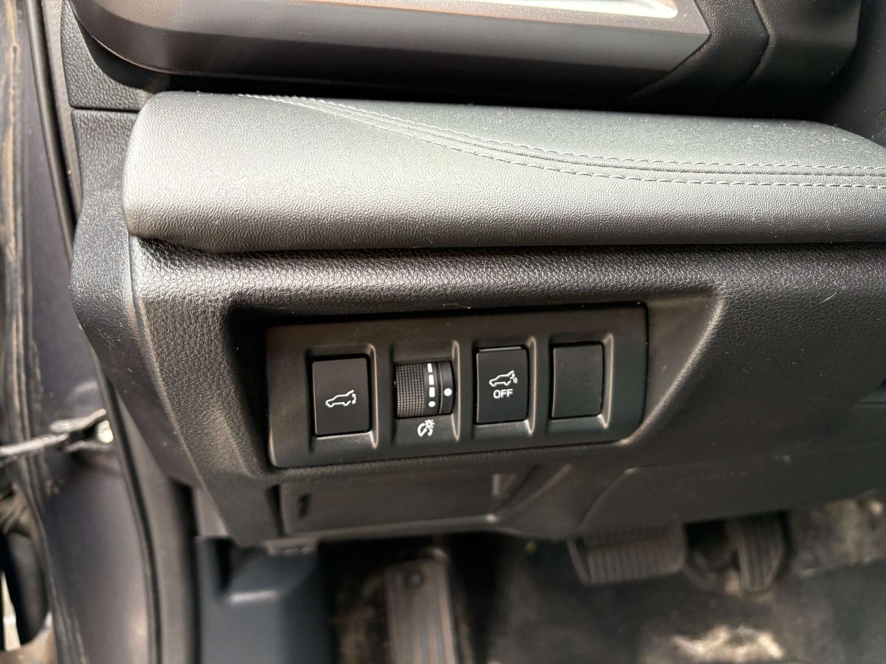 2024 Subaru Outback Limited AWD   Clean Carfax Photo