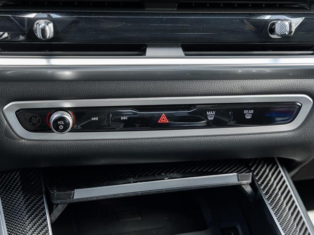 2026 BMW X5 M60i xDrive 4dr All-Wheel Drive Sports Activity Vehicle Photo
