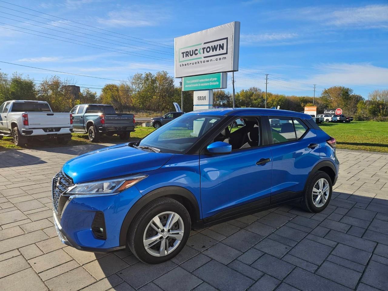 2025 Nissan Kicks Play S 4dr Front-Wheel Drive Photo