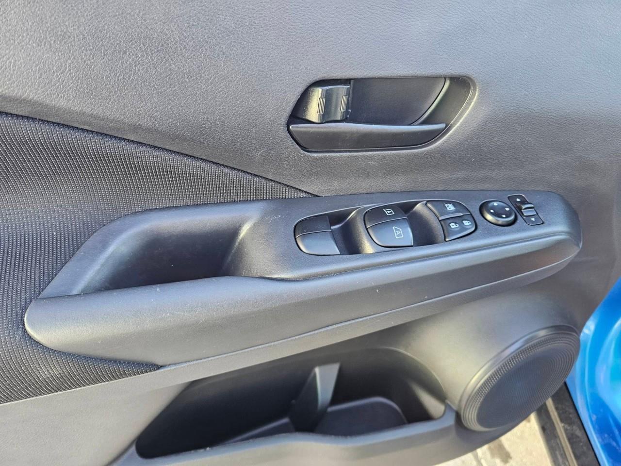2025 Nissan Kicks Play S 4dr Front-Wheel Drive Photo