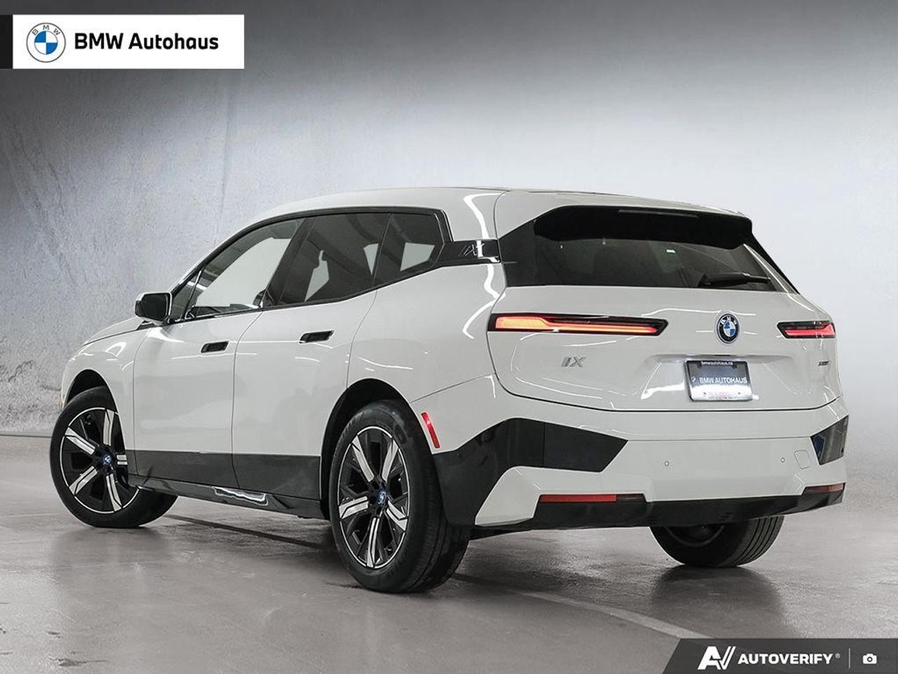 2024 BMW iX xDrive40 Sports Activity Vehicle Photo