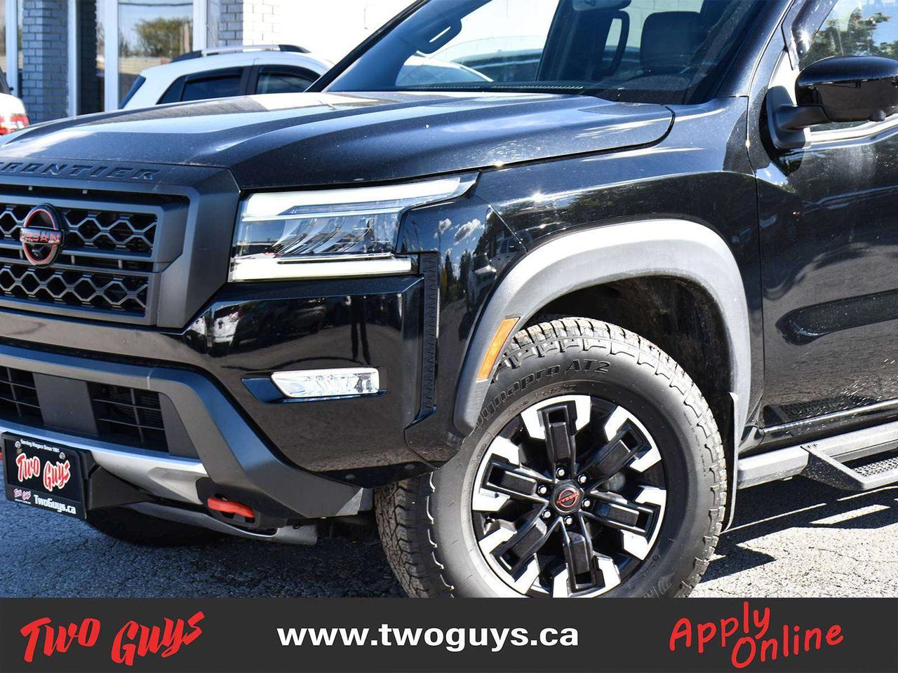2022 Nissan Frontier PRO-4X LUXURY   3.8L Crew 4WD   Leather   Sunroof Photo