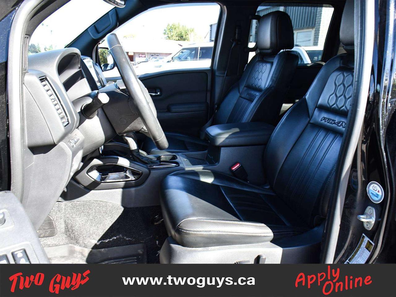 2022 Nissan Frontier PRO-4X LUXURY   3.8L Crew 4WD   Leather   Sunroof Photo