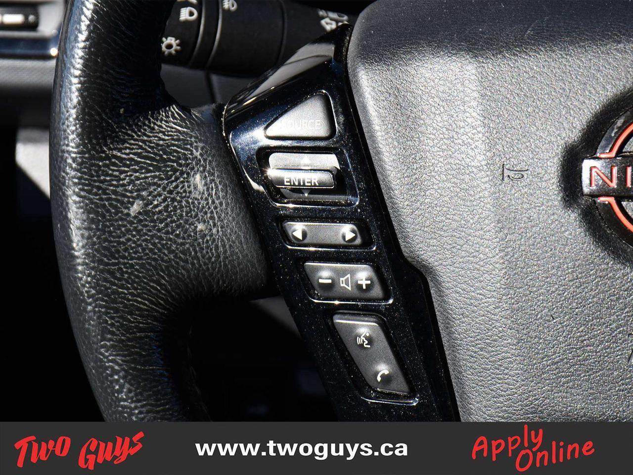 2022 Nissan Frontier PRO-4X LUXURY   3.8L Crew 4WD   Leather   Sunroof Photo