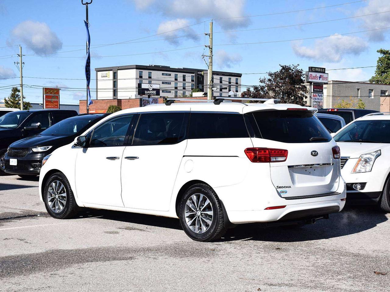 2016 Kia Sedona SX+ ~7-Passenger ~Leather ~Camera ~Blind Spot Photo3