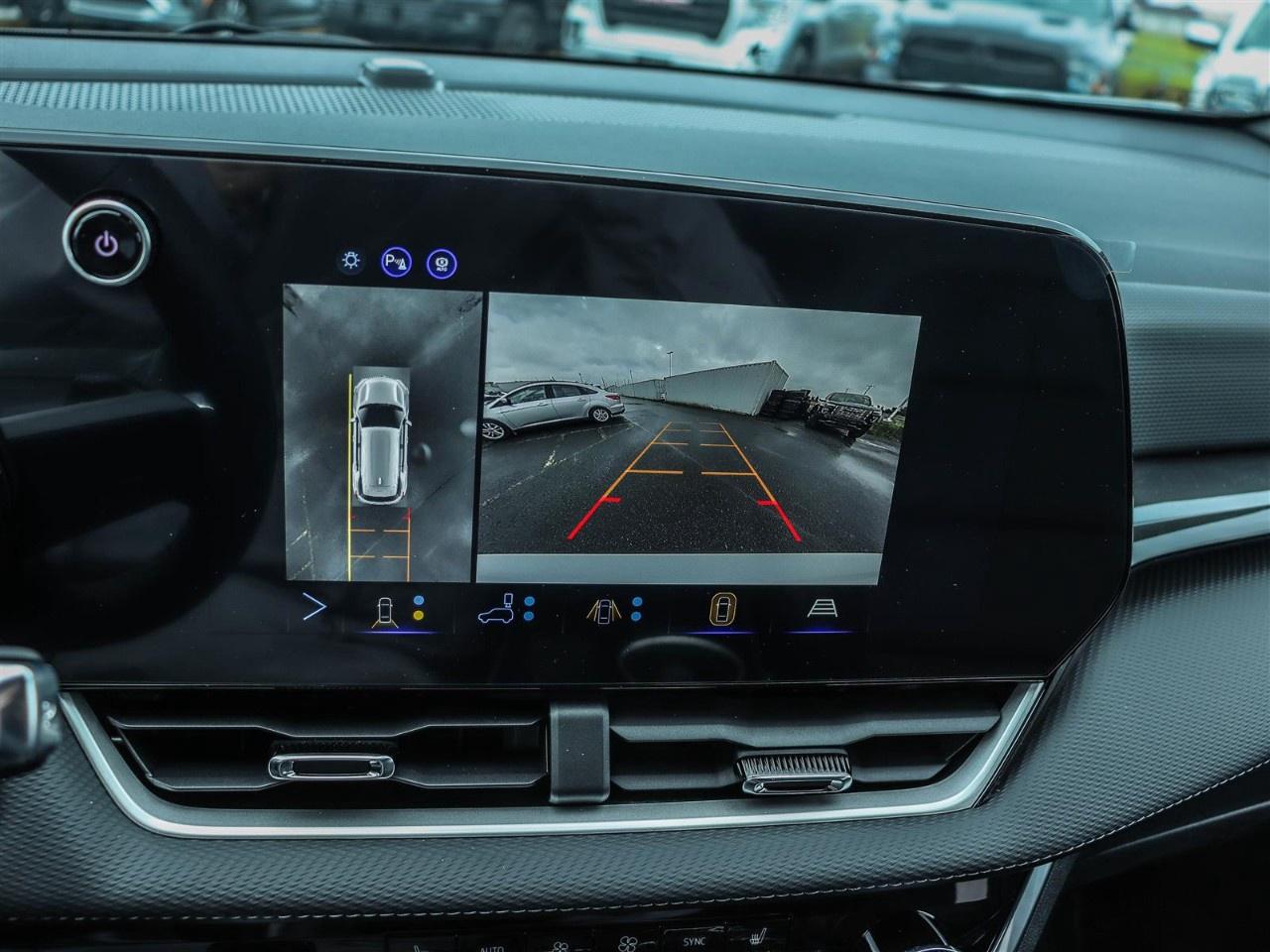 2027 Chevrolet Equinox AWD LT Photo