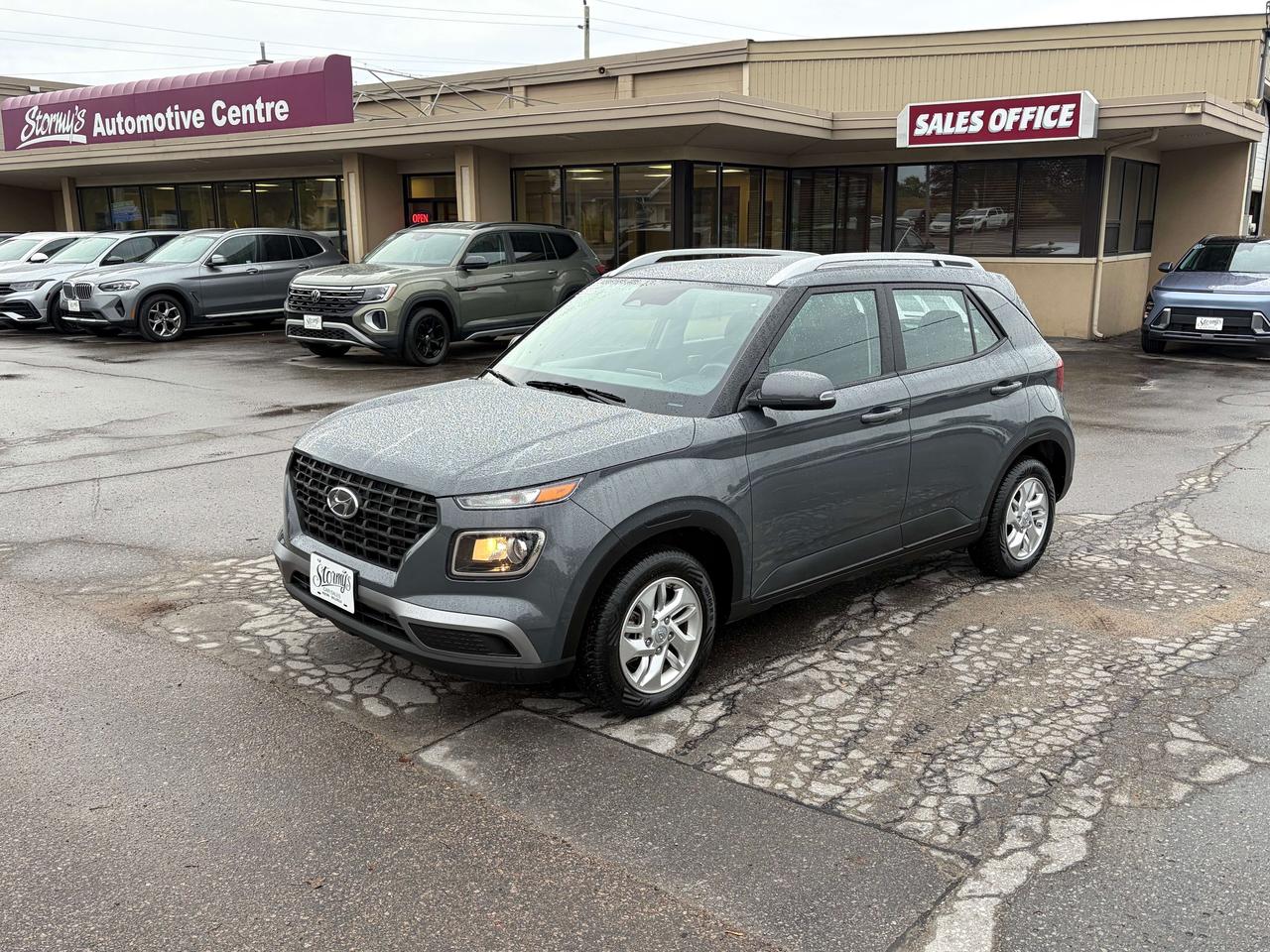 2026 Hyundai Venue PREFERRED/HEATED SEATS/BACK UP CAM/CALL PICTON Photo0