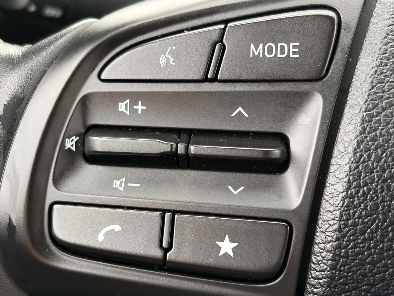 2026 Hyundai Venue PREFERRED/HEATED SEATS/BACK UP CAM/CALL PICTON Photo