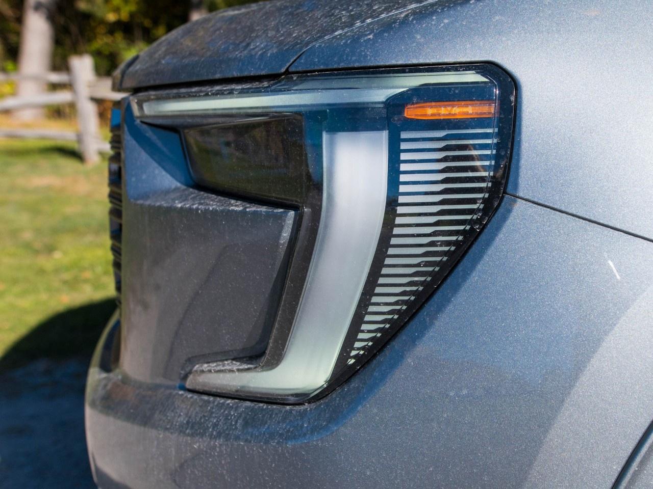2027 GMC Acadia AWD Denali Ultimate Photo