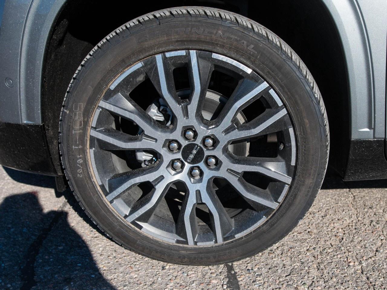 2027 GMC Acadia AWD Denali Ultimate Photo